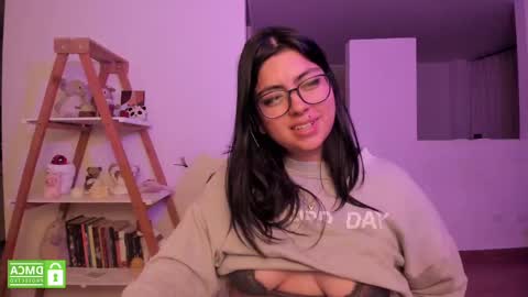 Snapshot of perfect__ana chatting on February 24, 7:22 am Sarah Ana Banana online show from February 24, 7:22 am