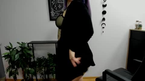 Snapshot of perfect_gabbie chatting on February 2, 9:02 pm Gabbie online show from February 2, 9:02 pm