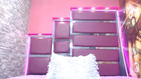 perfectlump online show from September 18, 5:06 pm