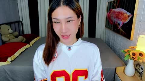 Snapshot of perfectstranger_ chatting on October 25, 4:13 am Chloe online show from October 25, 4:13 am