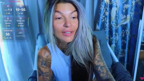 Anna online show from October 25, 10:36 am