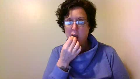 Perinne50 online show from February 14, 3:54 am