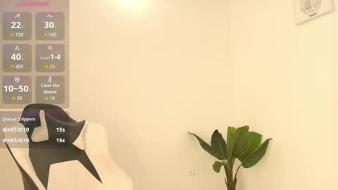   online show from February 5, 1:36 pm