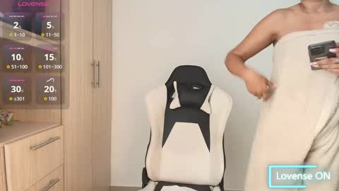 PERLA online show from October 17, 4:22 pm