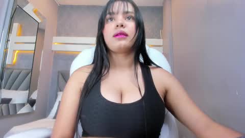 PERLA  online show from February 14, 2:28 am
