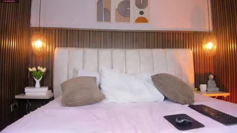 PerlaPreciosa online show from May 31, 4:22 am