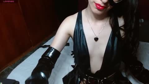 persefone_fire online show from May 16, 8:07 pm