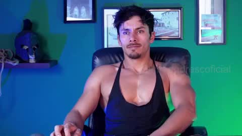 andres    online show from October 1, 4:17 pm