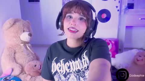 Snapshot of persephonee_ chatting on February 23, 11:04 pm Isa online show from February 23, 11:04 pm