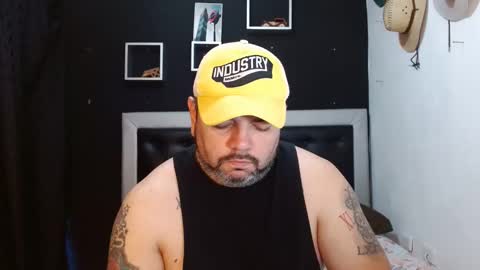 Carlos online show from February 12, 2:32 pm