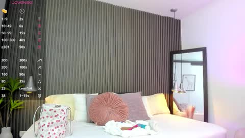 Lizza online show from September 13, 11:34 am