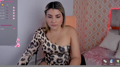 Isabella   online show from January 15, 10:02 pm