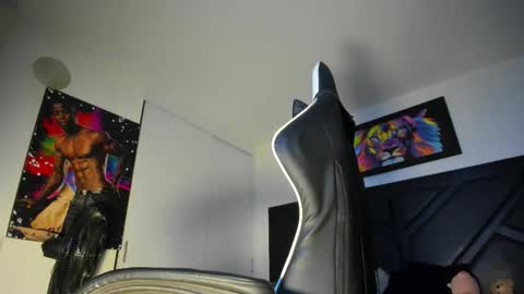 Snapshot of peter_coleman chatting on September 18, 5:00 am PeterColeman online show from September 18, 5:00 am
