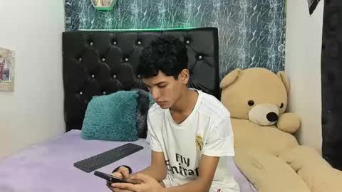 peter_xxxs online show from October 28, 9:16 pm