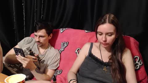 Maximus online show from October 21, 6:33 pm