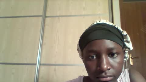 ariana online show from February 3, 6:34 pm