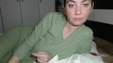 petite_danielle online show from February 18, 10:26 am