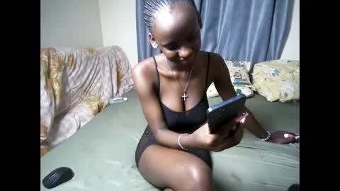 petite_funnie online show from September 20, 6:55 pm