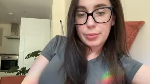 Petite Becky online show from June 17, 1:05 pm