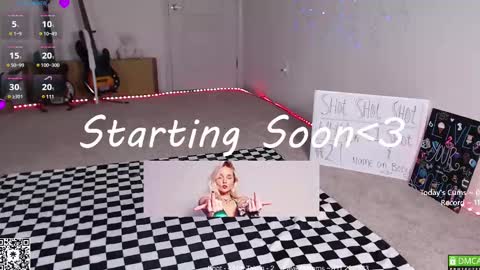 Snapshot of petitebrat chatting on March 1, 8:42 pm PiperAvery online show from March 1, 8:42 pm