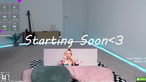 Snapshot of petitebrat chatting on January 28, 2:43 am PiperAvery online show from January 28, 2:43 am