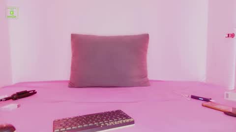 Charlize XL online show from February 24, 1:35 am