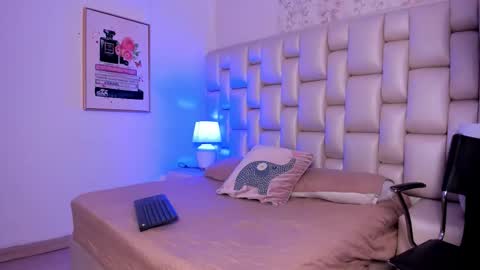 Peyton online show from October 17, 11:58 am