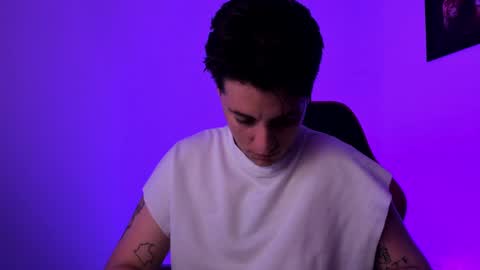 peytonbox online show from September 29, 11:31 am