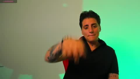 peytonbox online show from September 16, 11:45 am