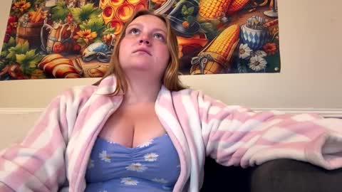 PhatAssBlond online show from September 22, 1:37 pm