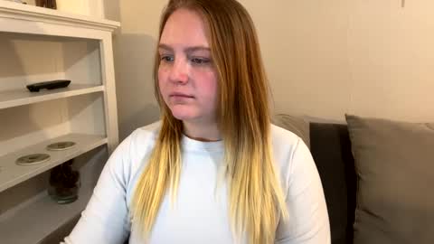 PhatAssBlond online show from February 15, 3:39 pm