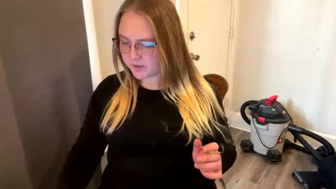 PhatAssBlond online show from January 21, 8:21 pm