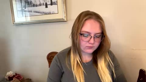 PhatAssBlond online show from January 28, 6:07 pm