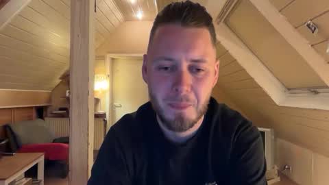 Ben 1995 online show from February 3, 9:19 pm