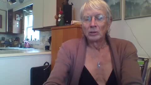 phillipa online show from November 30, 4:47 pm