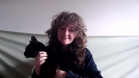 sophie online show from March 6, 3:02 pm