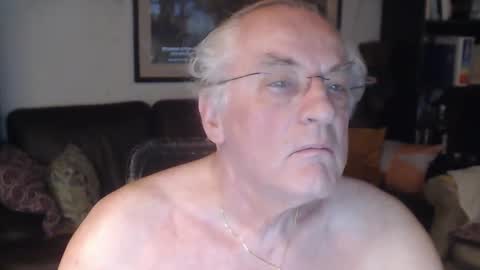 Snapshot of philoumis2 chatting on September 14, 10:33 pm Philippe online show from September 14, 10:33 pm
