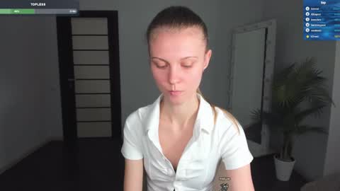 Phoebe online show from February 21, 1:33 pm