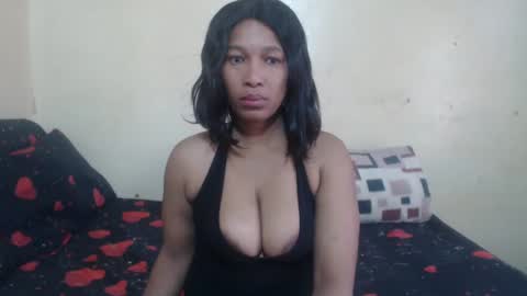 Snapshot of phoenixcandy chatting on September 18, 8:40 am phoenixcandy online show from September 18, 8:40 am