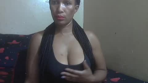 Snapshot of phoenixcandy chatting on February 2, 10:49 pm phoenixcandy online show from February 2, 10:49 pm