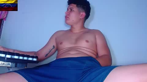 AdnierGnz online show from February 18, 12:16 pm