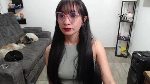 Pia  online show from September 12, 8:44 pm