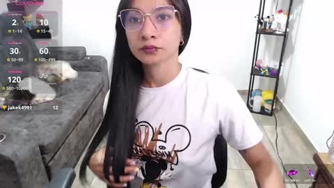 Pia  online show from October 20, 9:42 pm