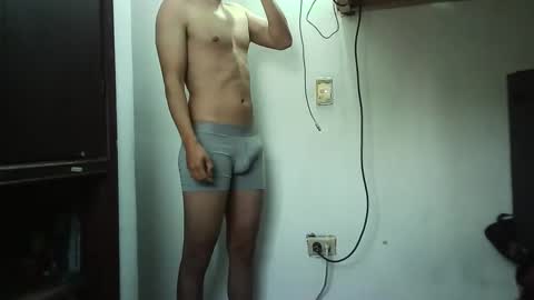 Snapshot of picaachu chatting on February 9, 9:17 pm picaachu online show from February 9, 9:17 pm
