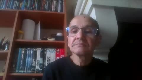 Snapshot of pichoun71 chatting on December 27, 12:12 pm pichoun71 online show from December 27, 12:12 pm