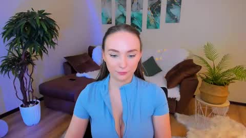 Emelie online show from February 27, 10:31 pm