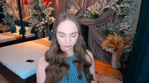 Emelie online show from February 24, 4:58 pm
