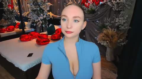 Emelie online show from February 21, 4:37 pm