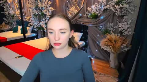 Emelie online show from February 10, 6:24 pm