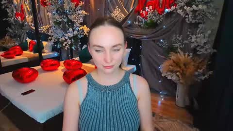 Emelie online show from February 15, 5:50 pm